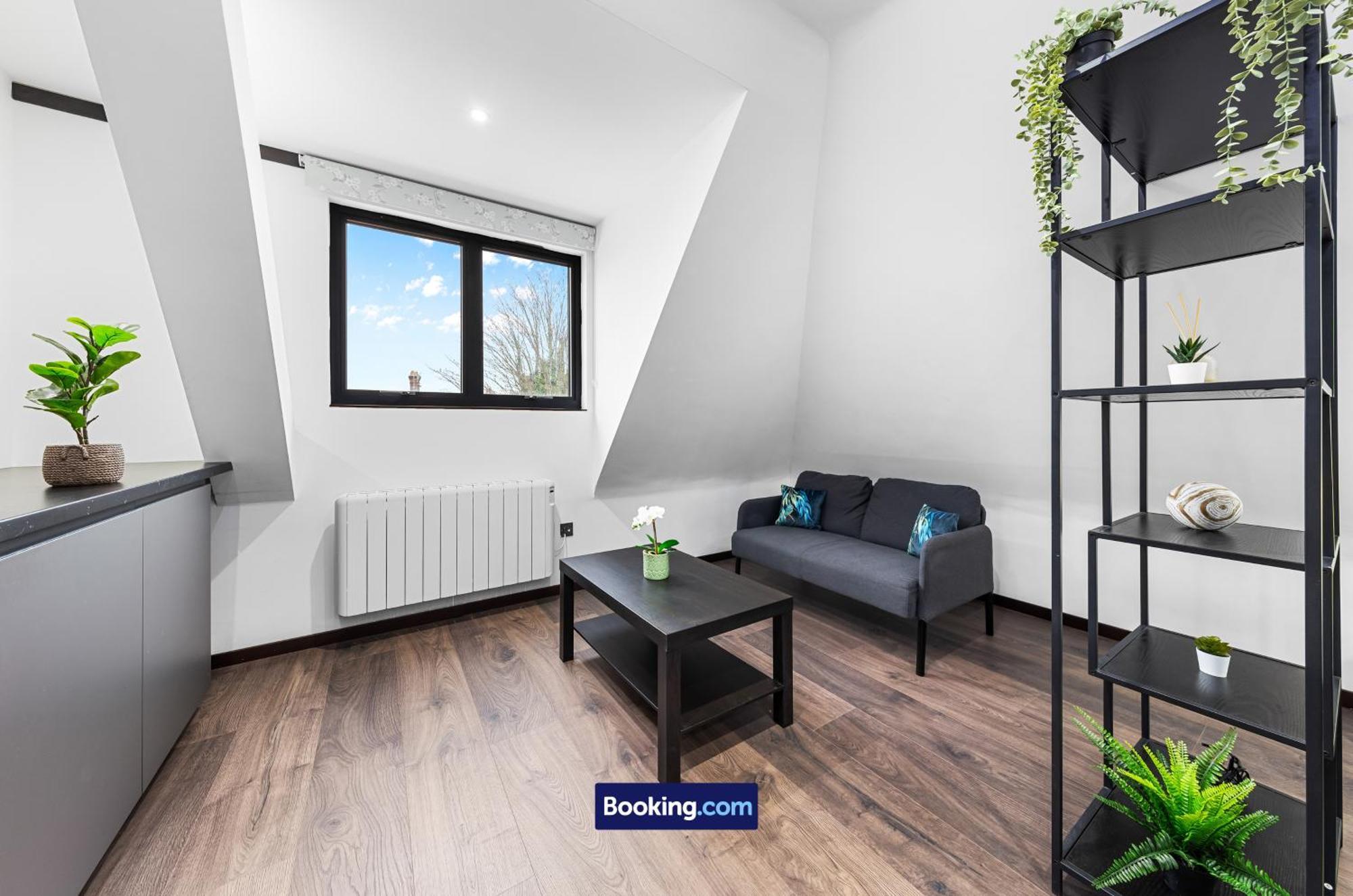 Apartament Stylish By Smart Short Lets & Serviced Woodstock With Free Wifi Londra