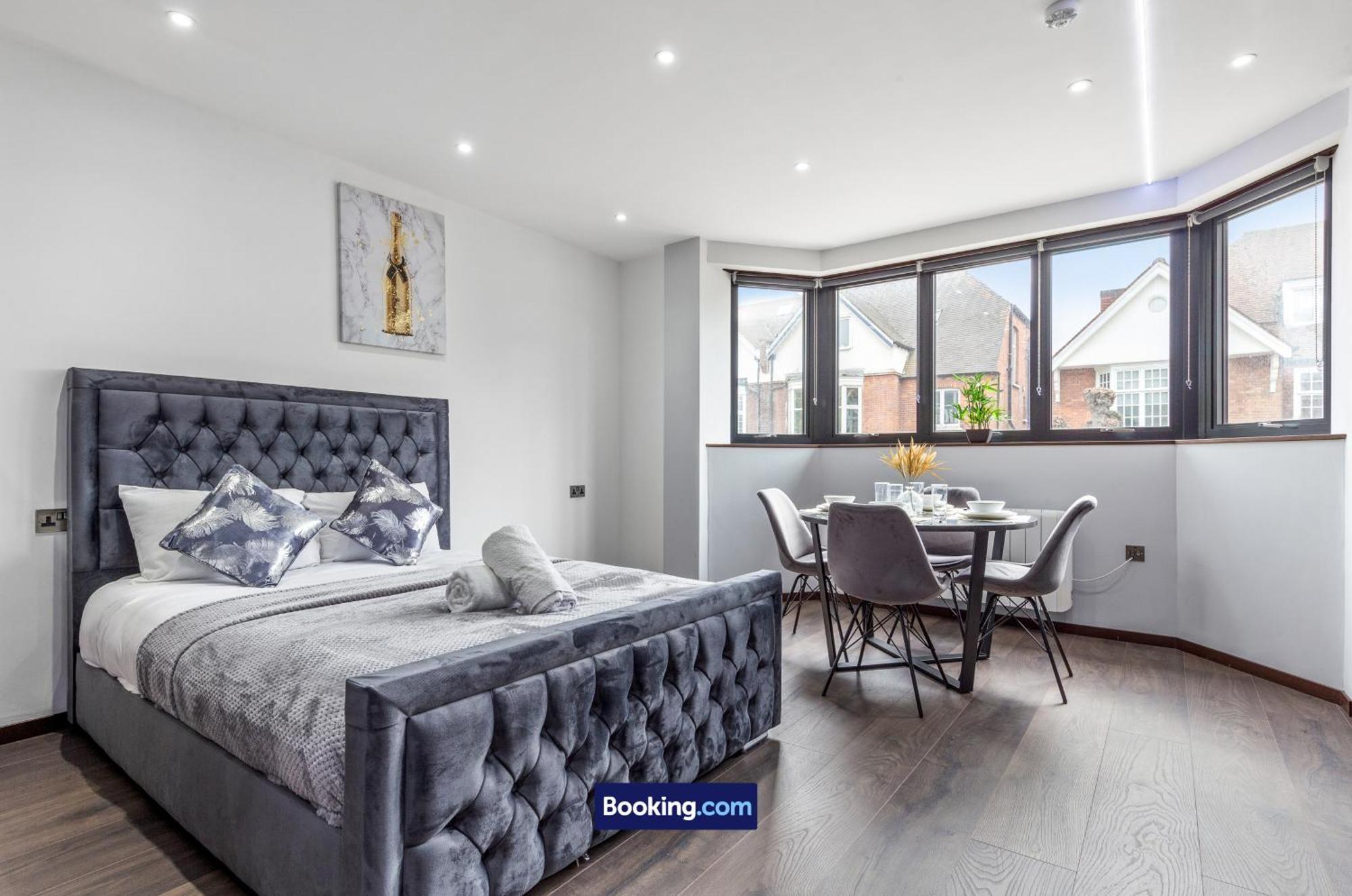 Apartament Stylish By Smart Short Lets & Serviced Woodstock With Free Wifi *